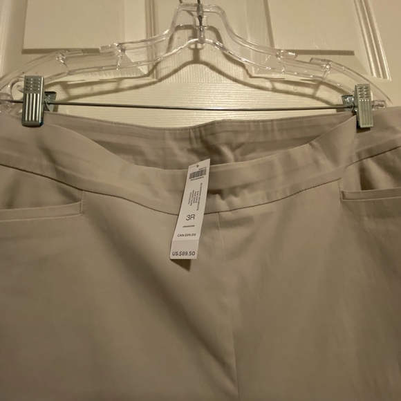 Brand new Chicos very stretch ankle pants. - Picture 2 of 4